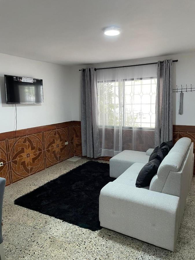 Casa Al Frente Del Pueblito Paisa Apartment Medellin Luaran gambar
